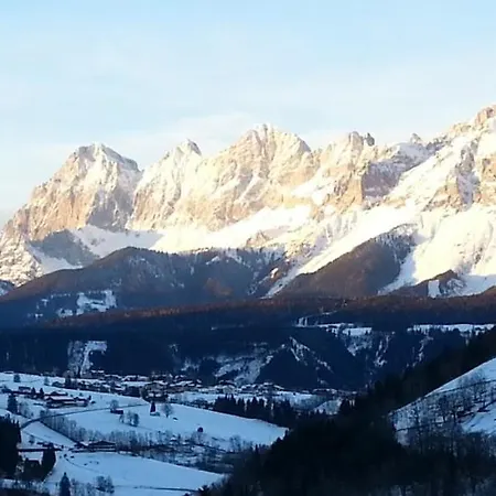 Haus Waldeck * سخلادميخ